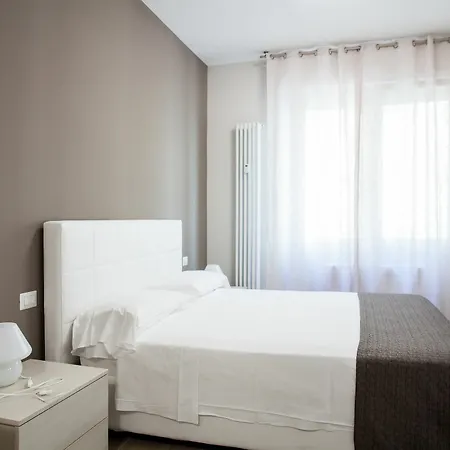 Astoria * Bologne